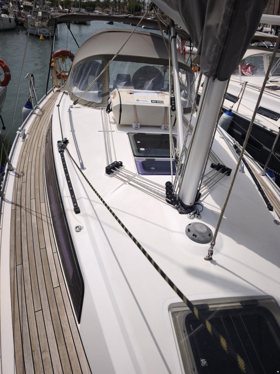Bavaria 34 cruiser