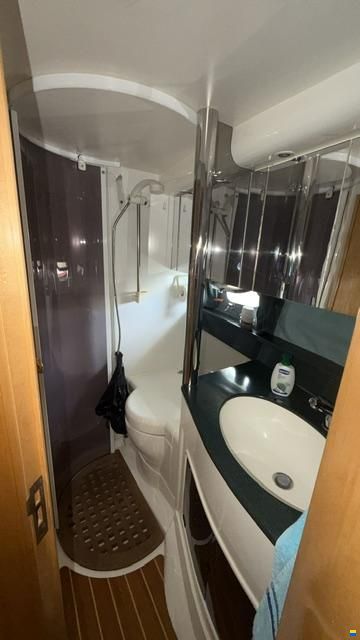 Fairline PHANTOM 37