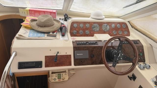 Fairline PHANTOM 37
