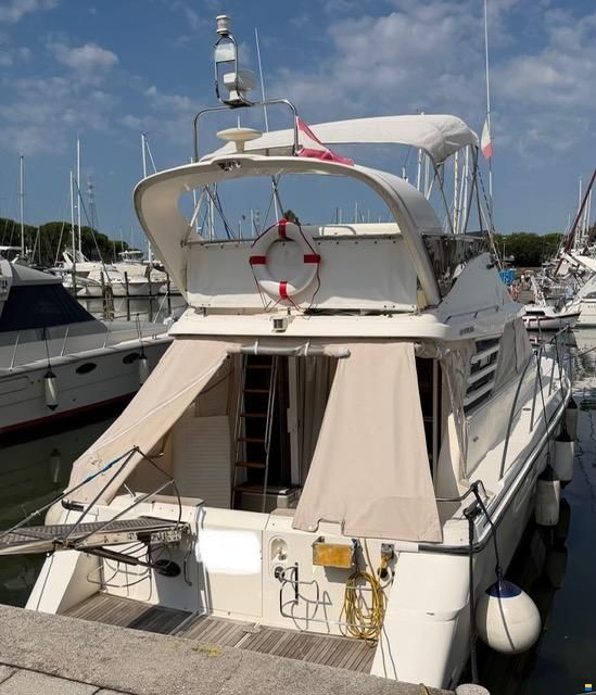 Fairline PHANTOM 37