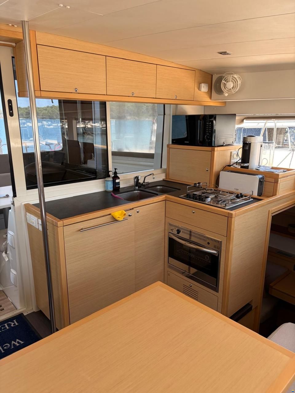 Lagoon 40 Motor Yacht