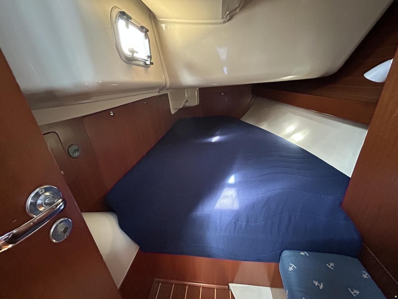 Dufour 40 Performance
