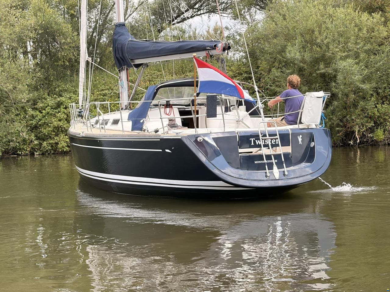 Dufour 40 Performance