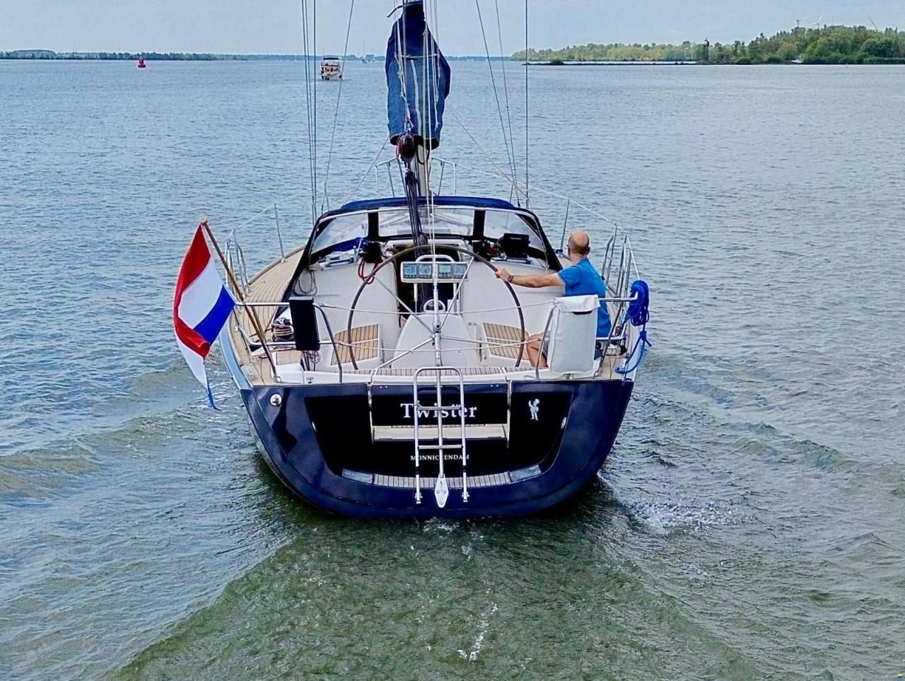 Dufour 40 Performance