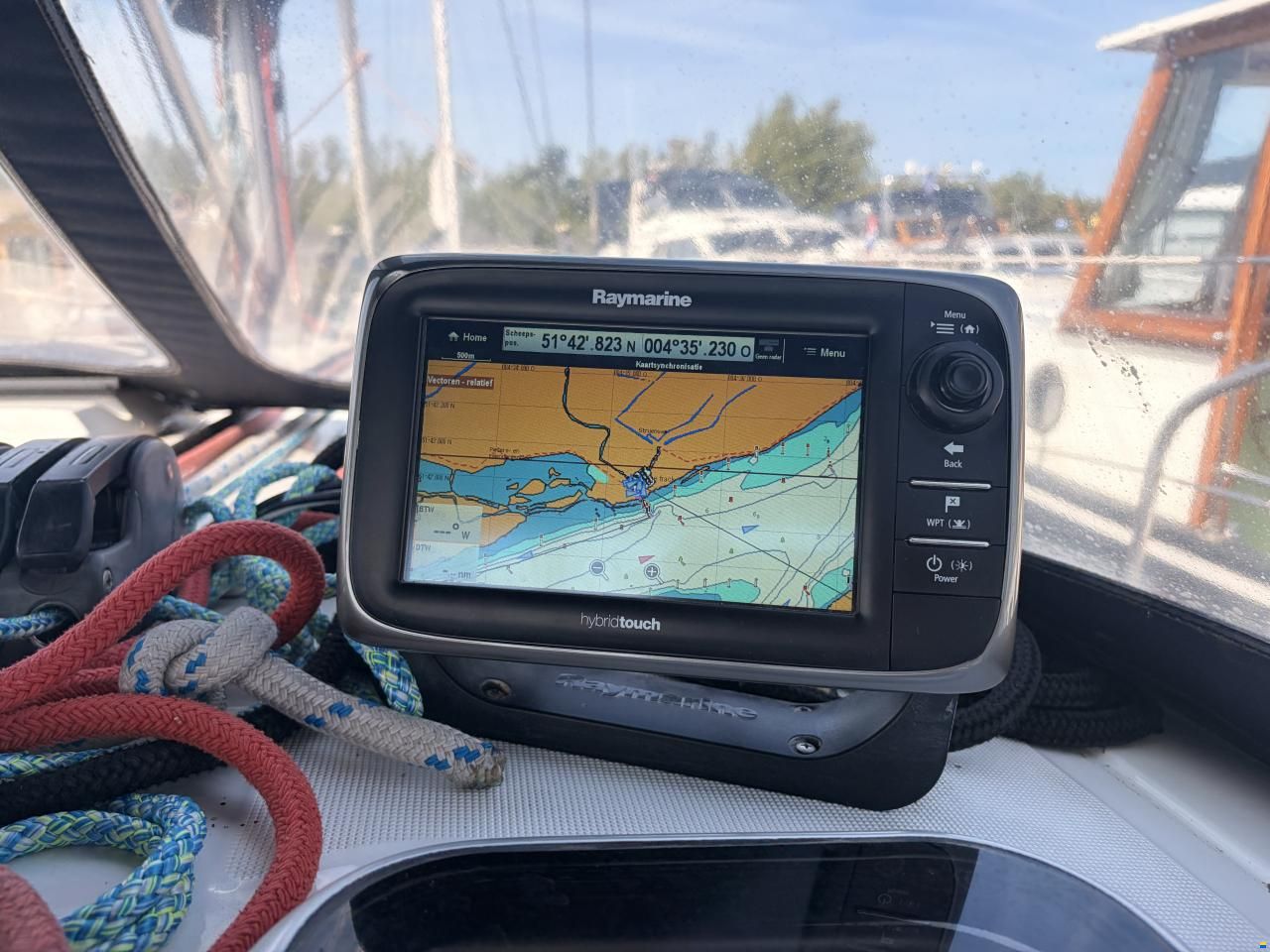 Dufour 40 Performance