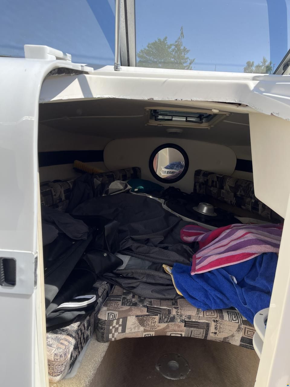 Rinker Captiva 232