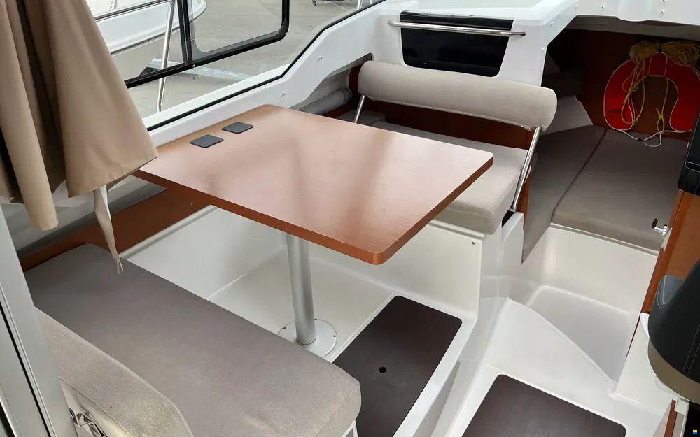 Jeanneau Merry Fisher 795