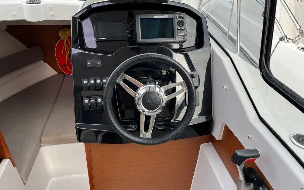 Jeanneau Merry Fisher 795