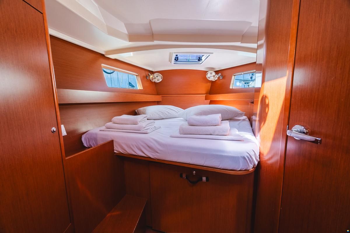 Beneteau Oceanis 41.1