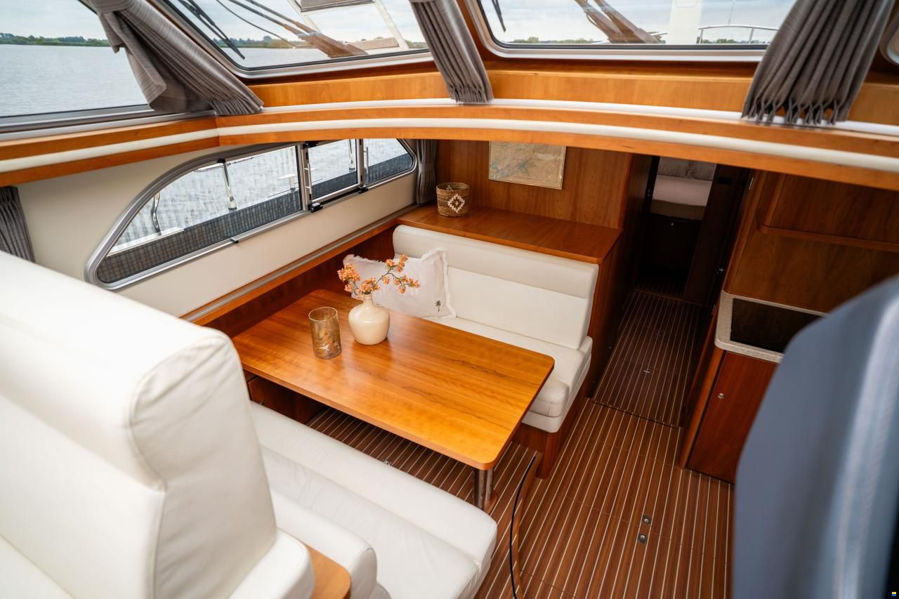 Linssen Range Cruiser 450 Wheelhouse