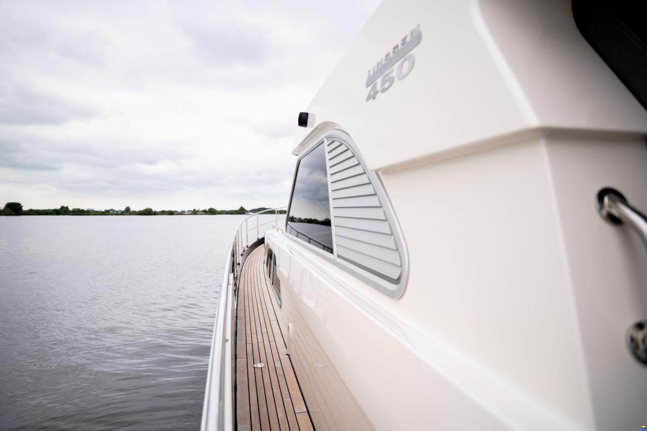 Linssen Range Cruiser 450 Wheelhouse
