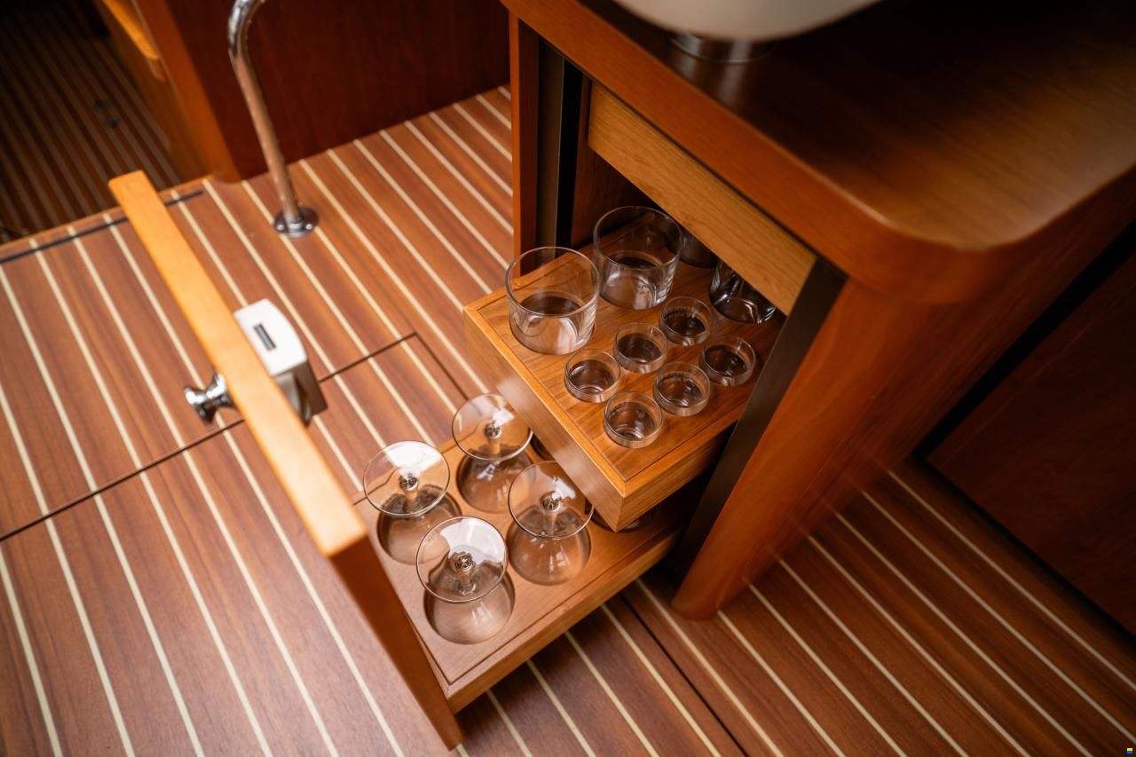 Linssen Range Cruiser 450 Wheelhouse