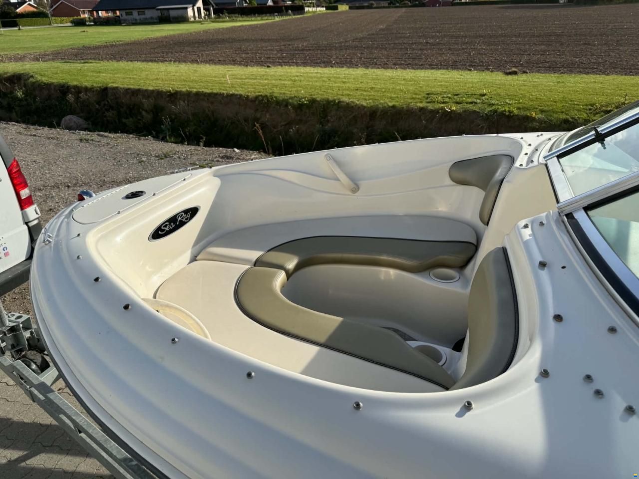 Sea Ray 185