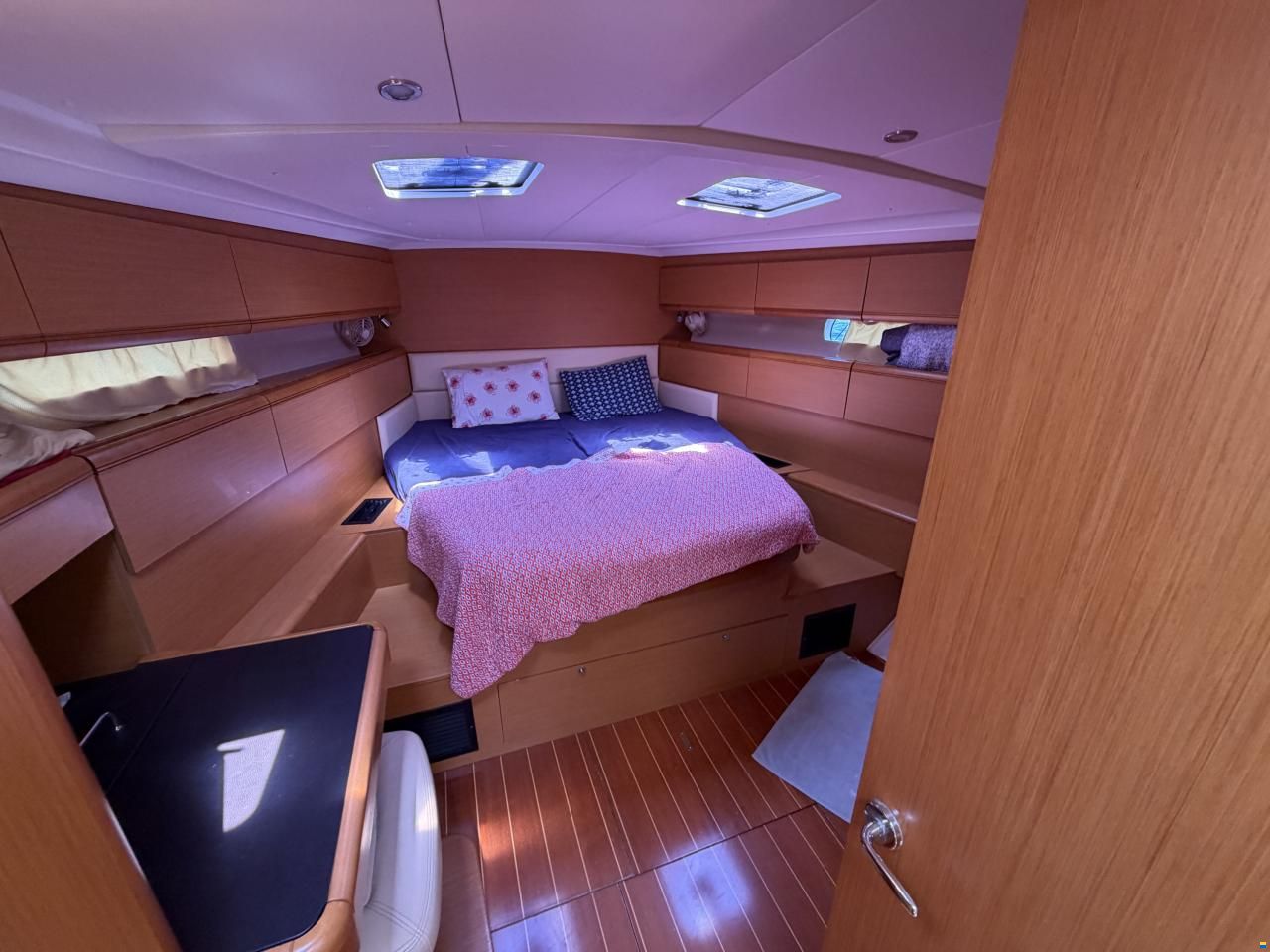Jeanneau 53