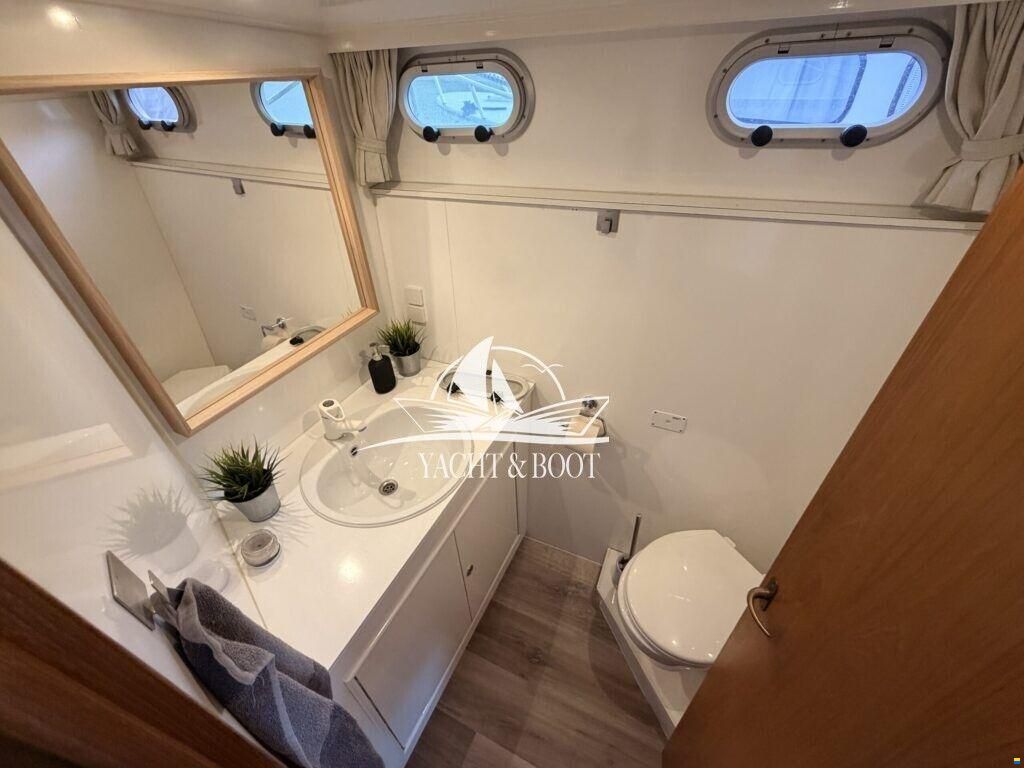 Veha Sedan Cruiser 35