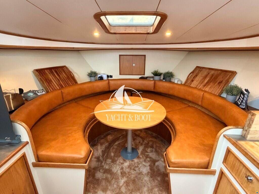 Veha Sedan Cruiser 35
