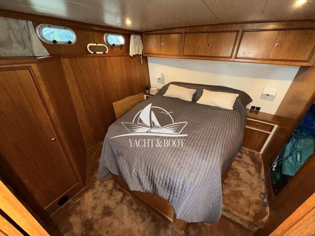 Veha Sedan Cruiser 35