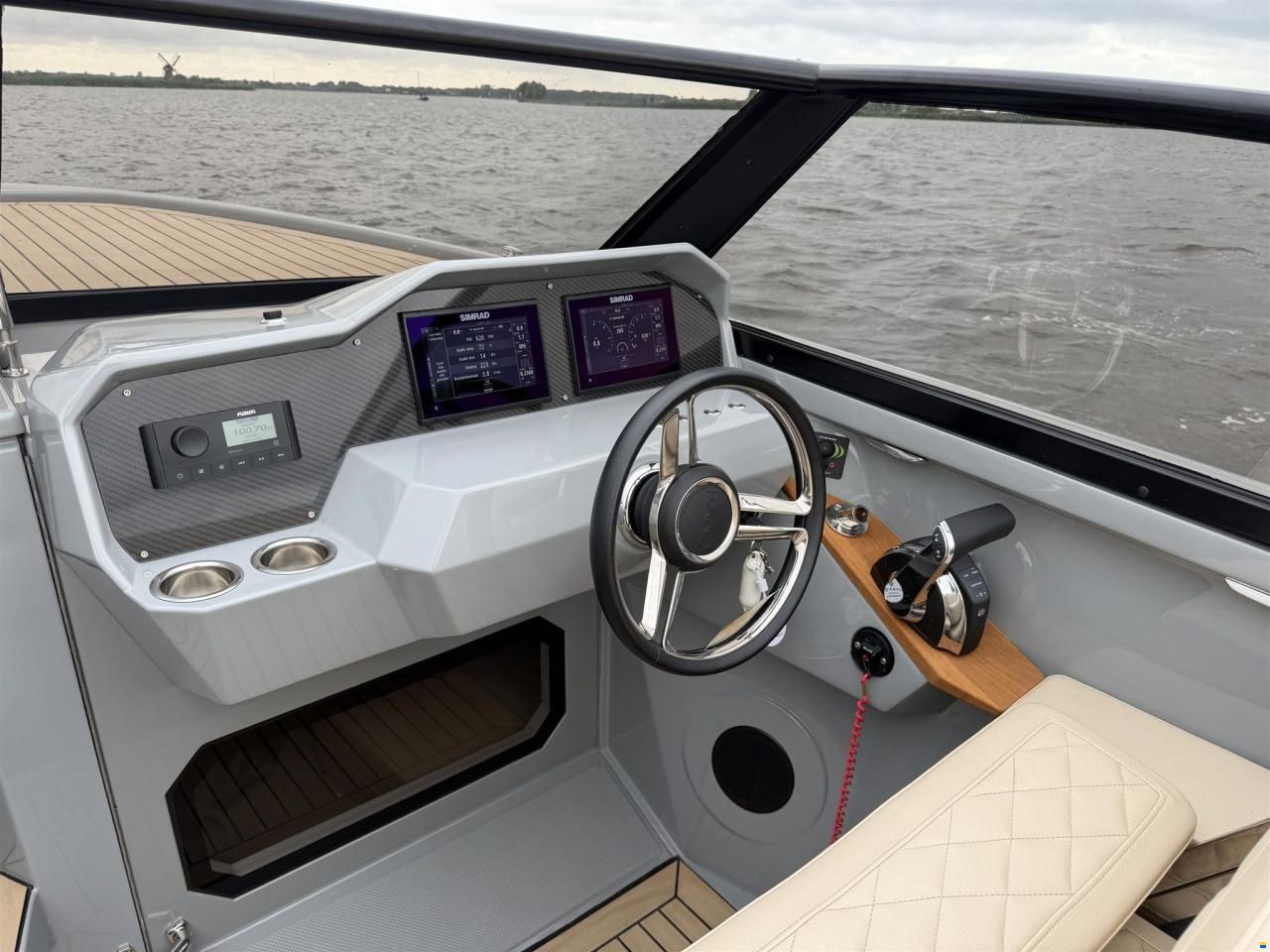 Rand Leisure 28