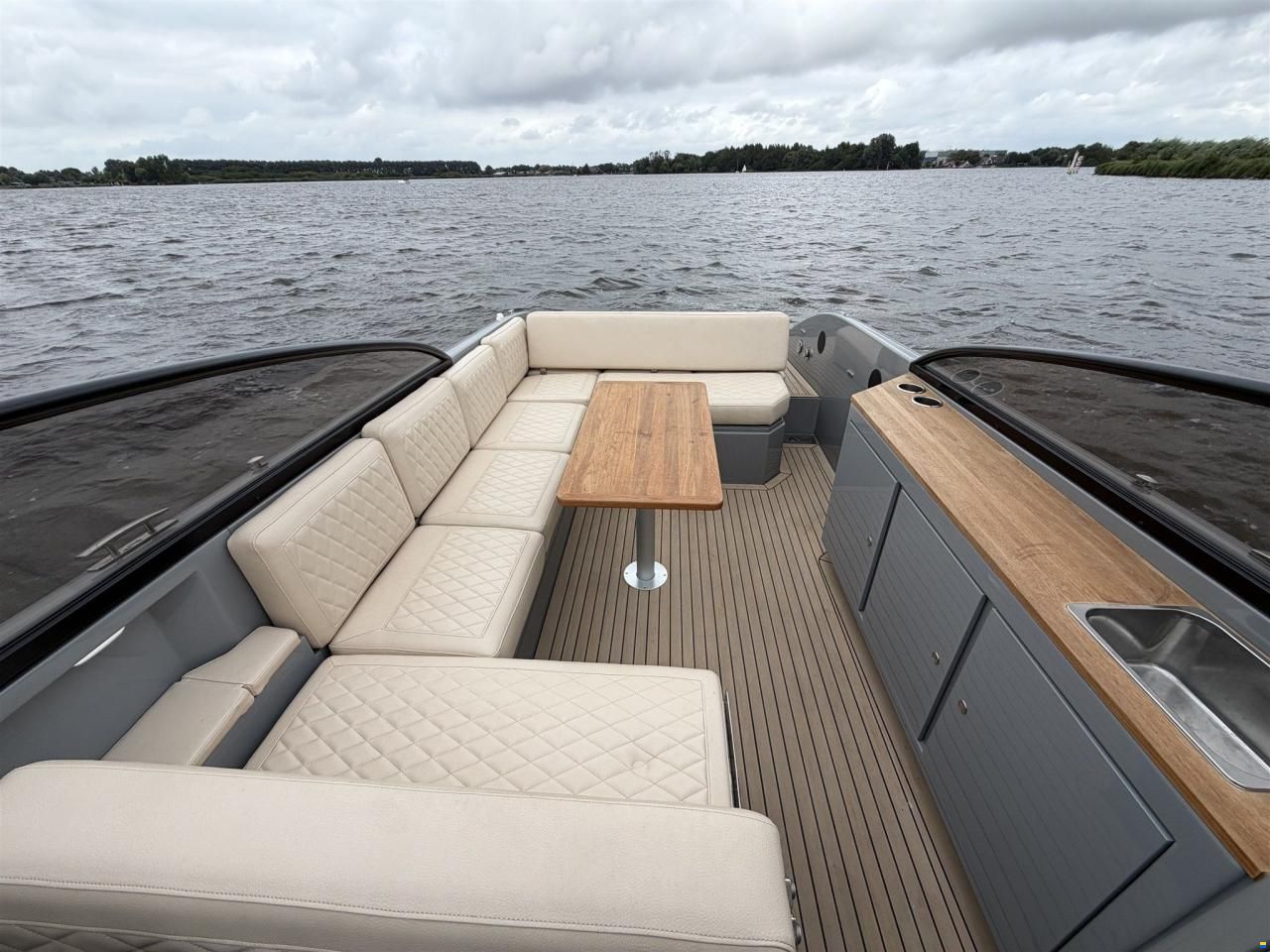 Rand Leisure 28