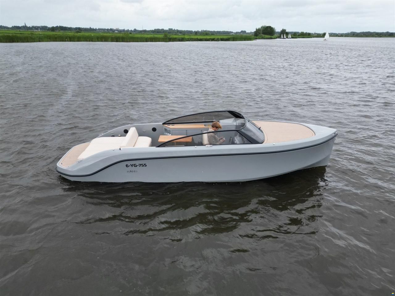 Rand Leisure 28