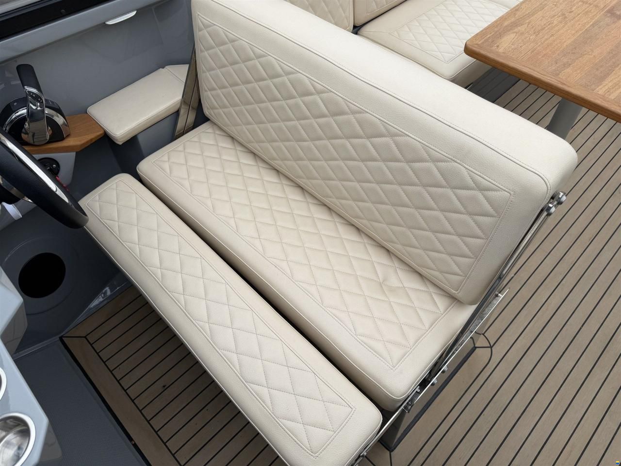 Rand Leisure 28