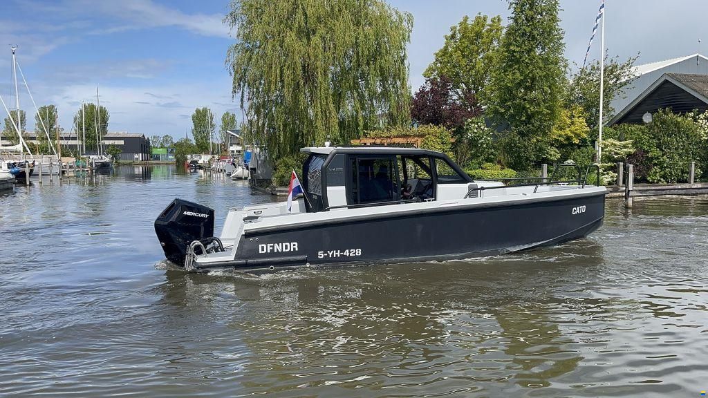 XO Boats DFNDR 9