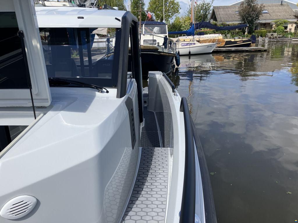 XO Boats DFNDR 9