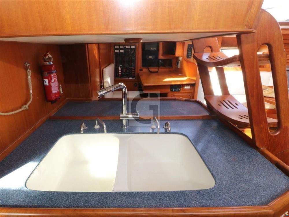Hylas 54 RS