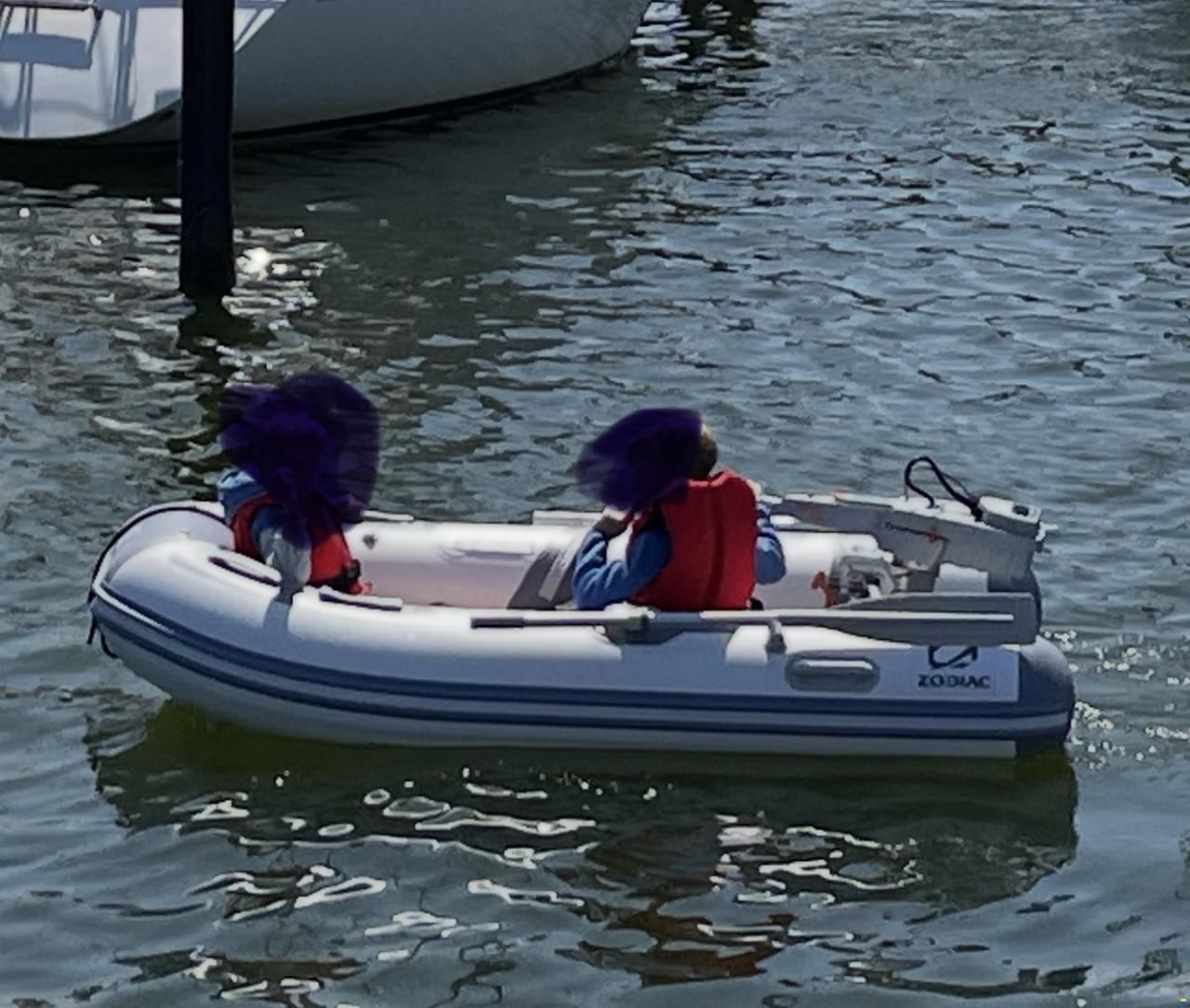 Zodiac Aero 230