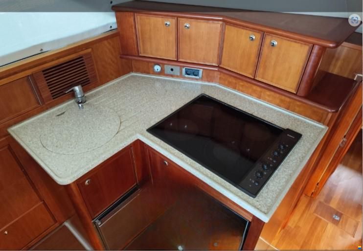 Riviera MARINE 47 FLYBRIDGE