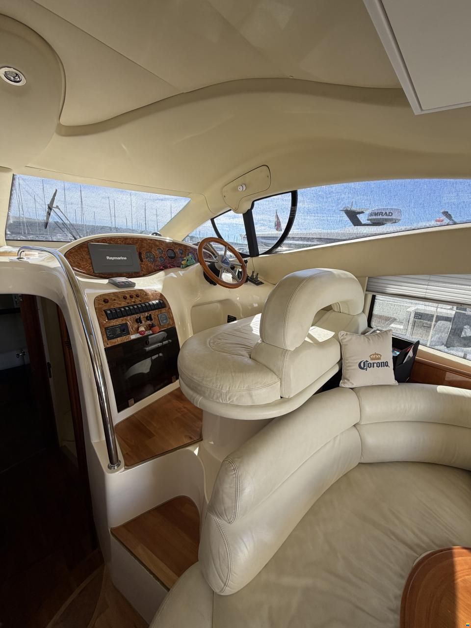 Azimut Fly 42