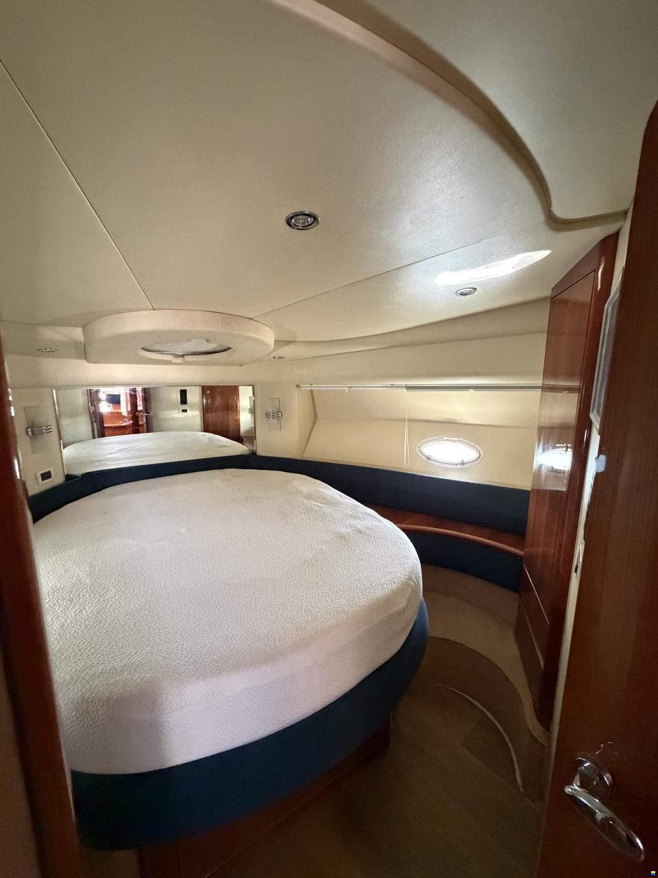 Azimut Fly 42