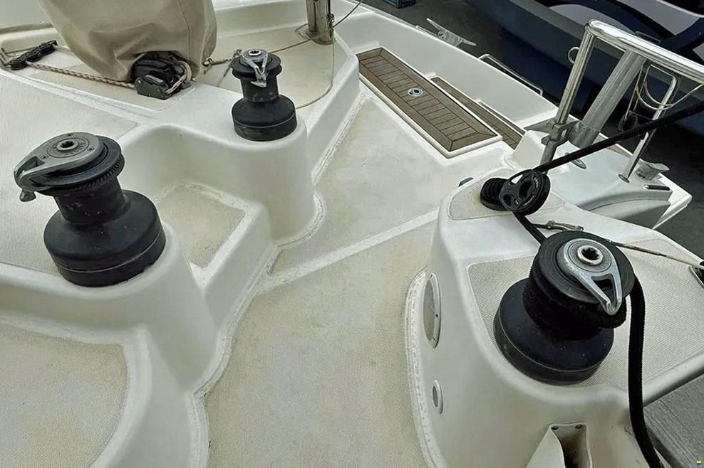 Catana 50