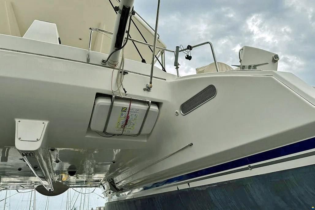 Catana 50