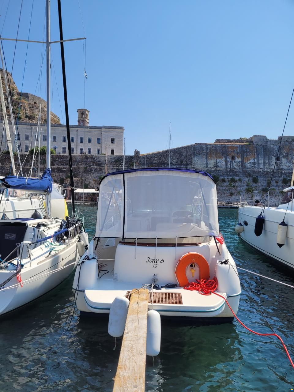 Jeanneau Leader 805