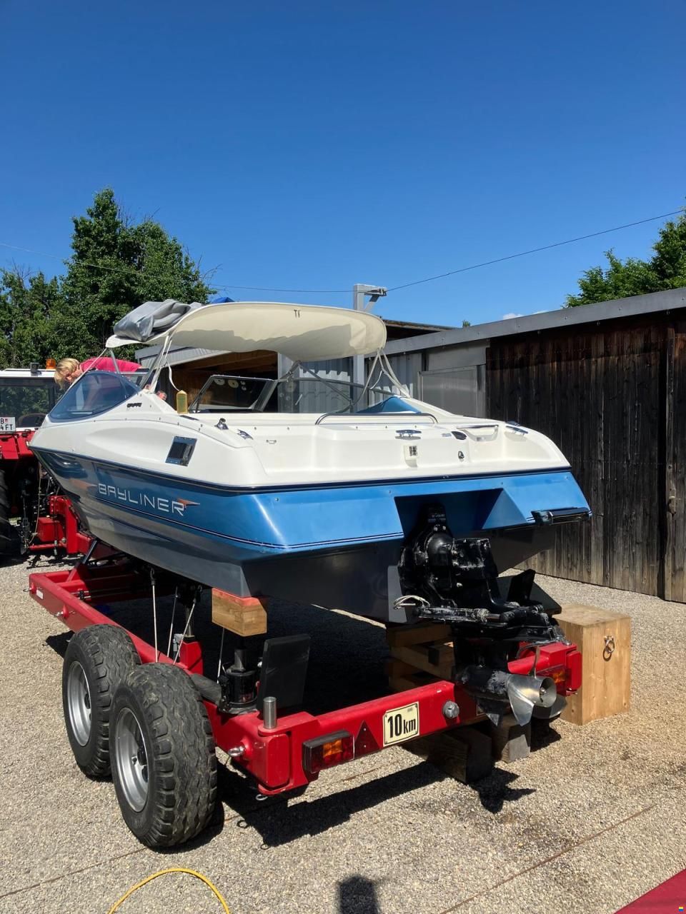 Bayliner Capri