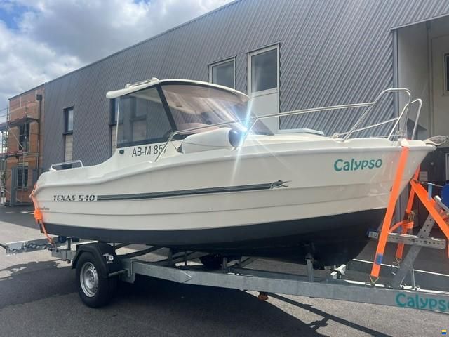 DarekCo Texas 540 Pilothouse