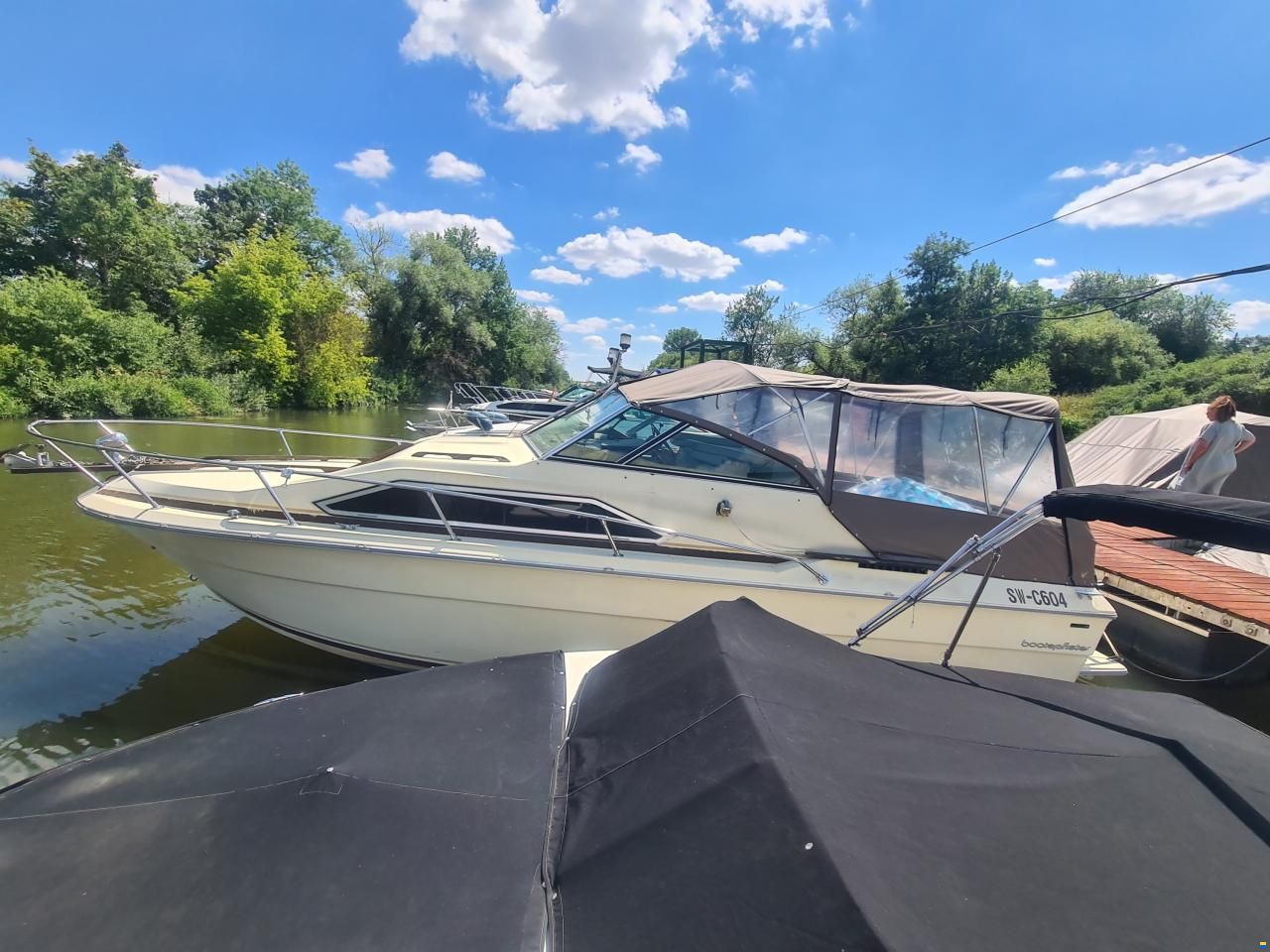 Sea Ray SRV 245 Sundancer