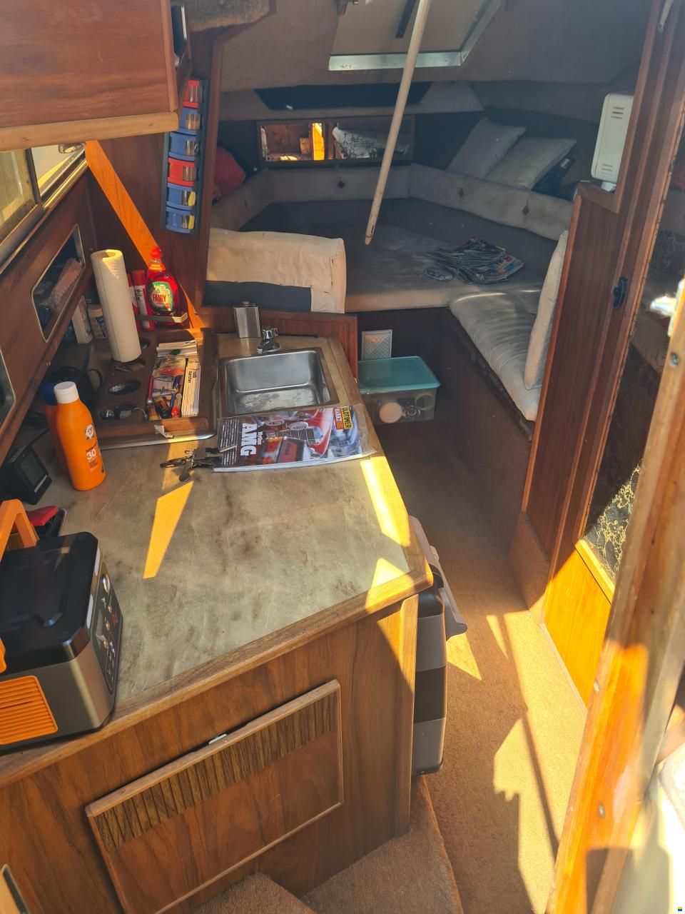 Sea Ray SRV 245 Sundancer