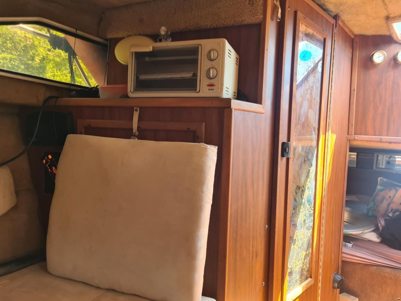 Sea Ray SRV 245 Sundancer