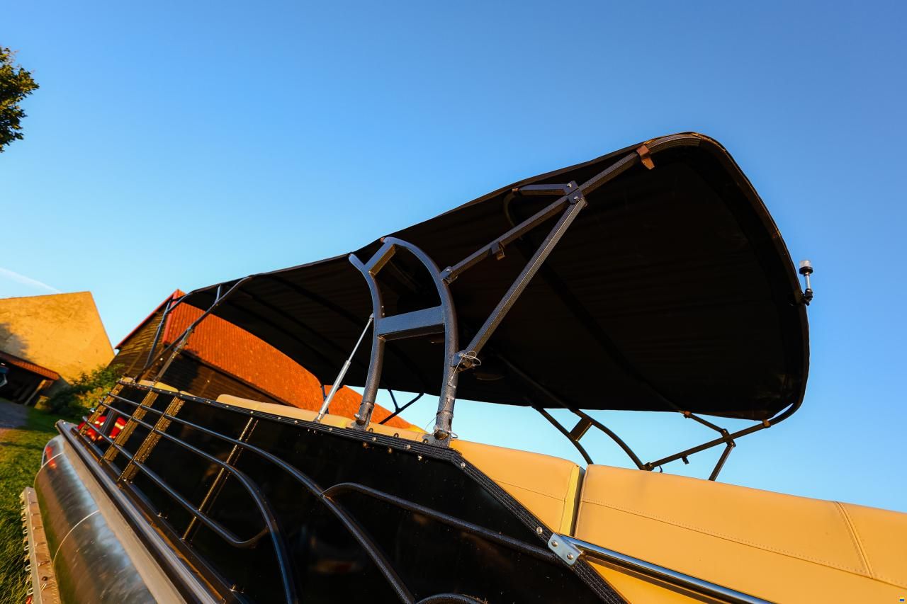 Alonsea Boats Party Boat 900