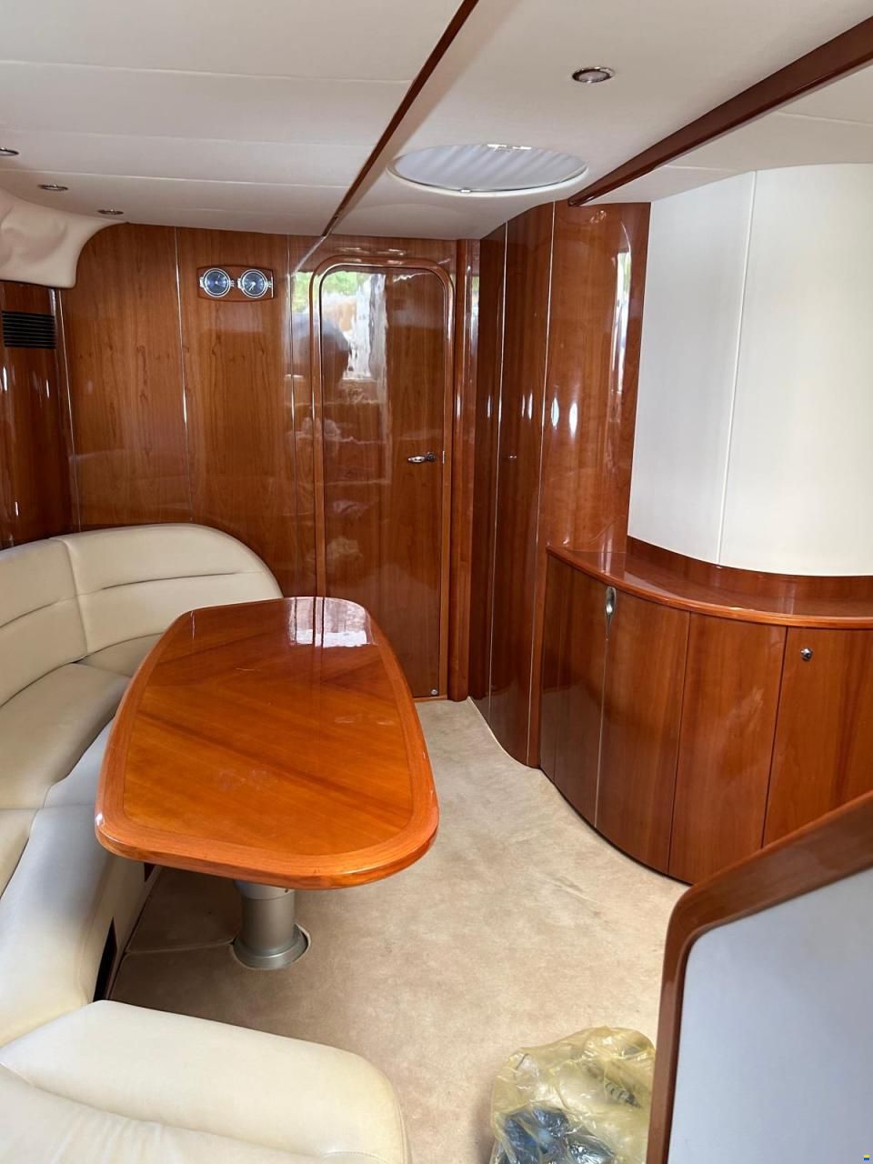 Princess V48