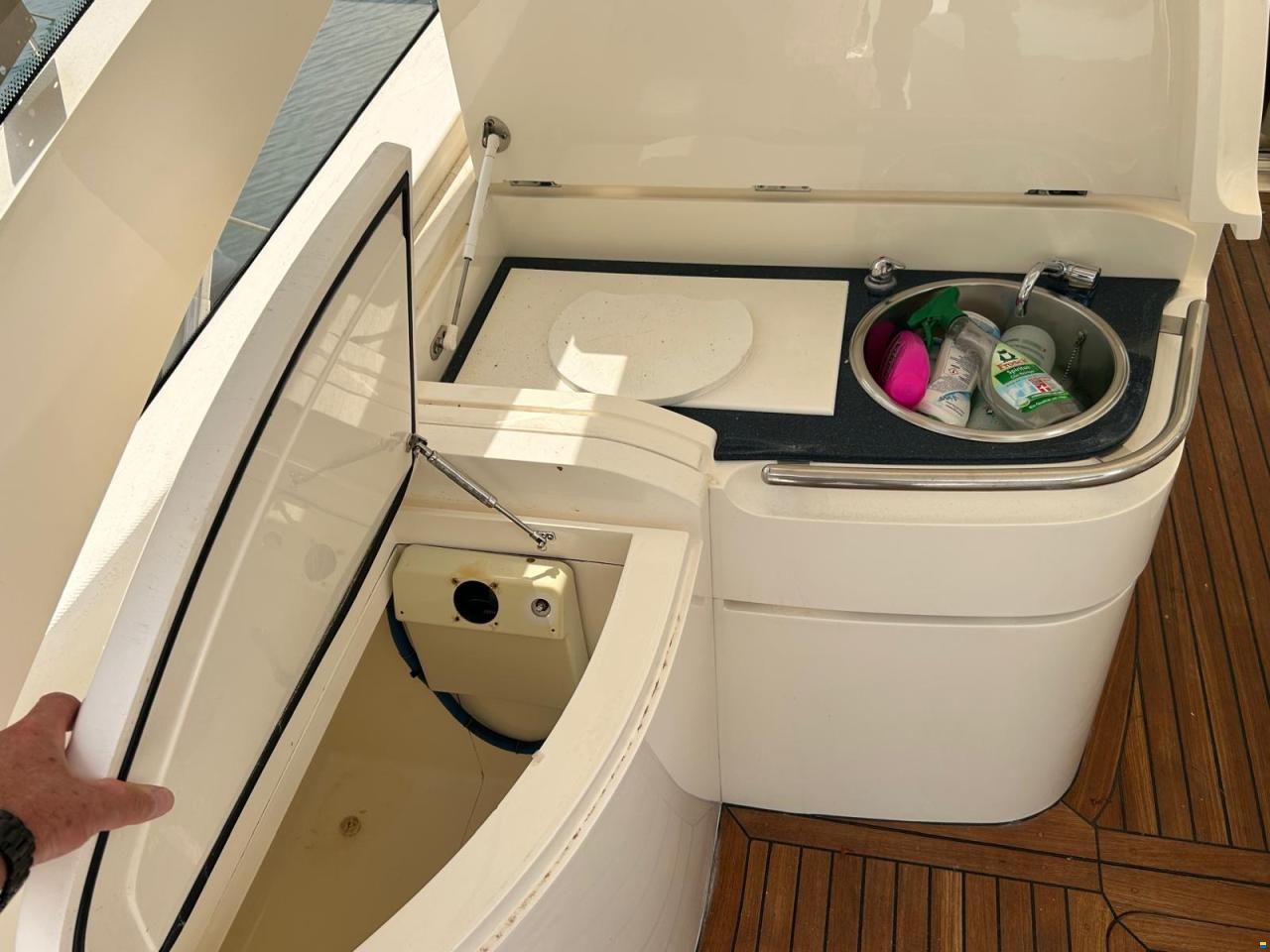Princess V48