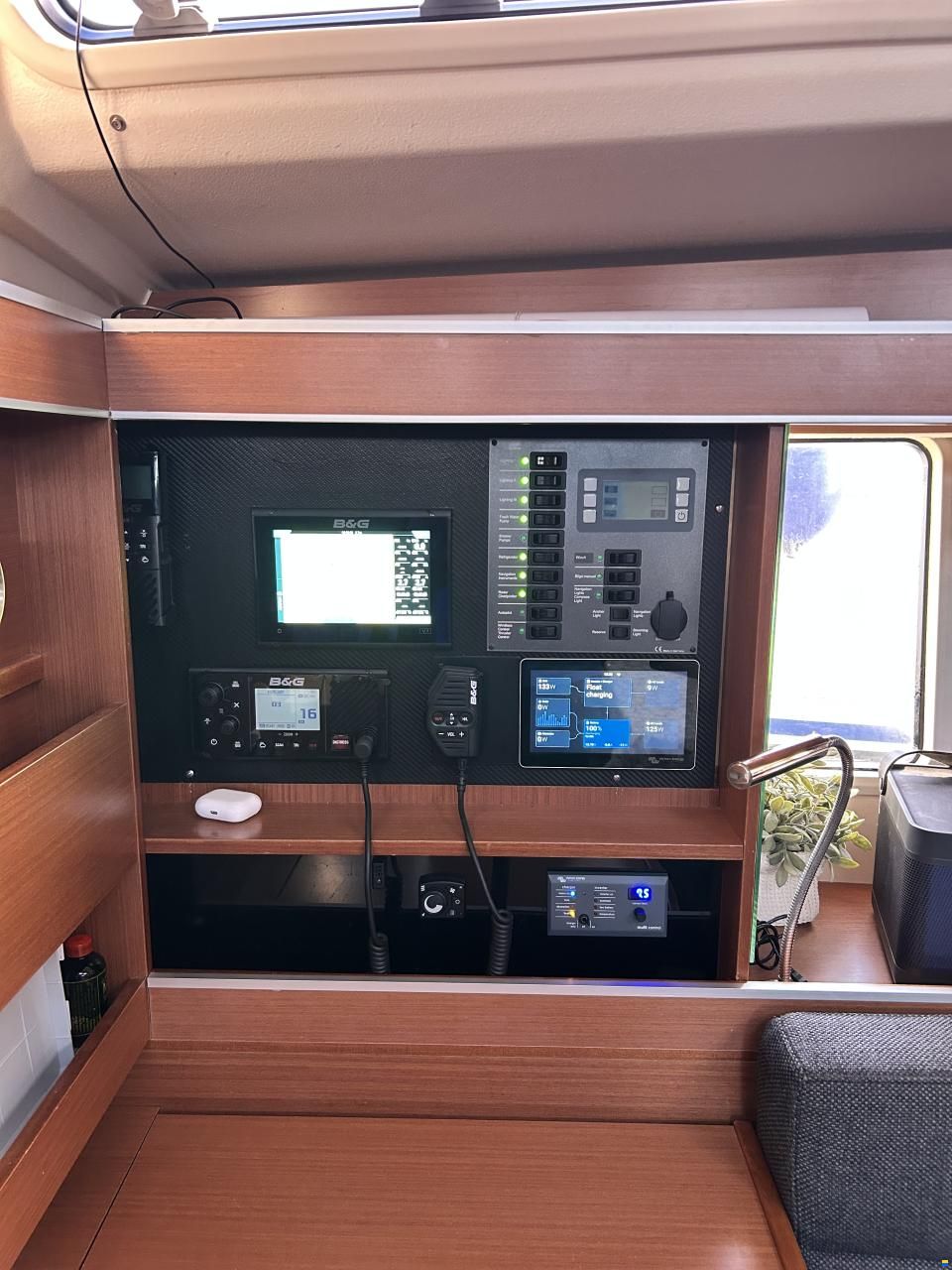 Hanse 445