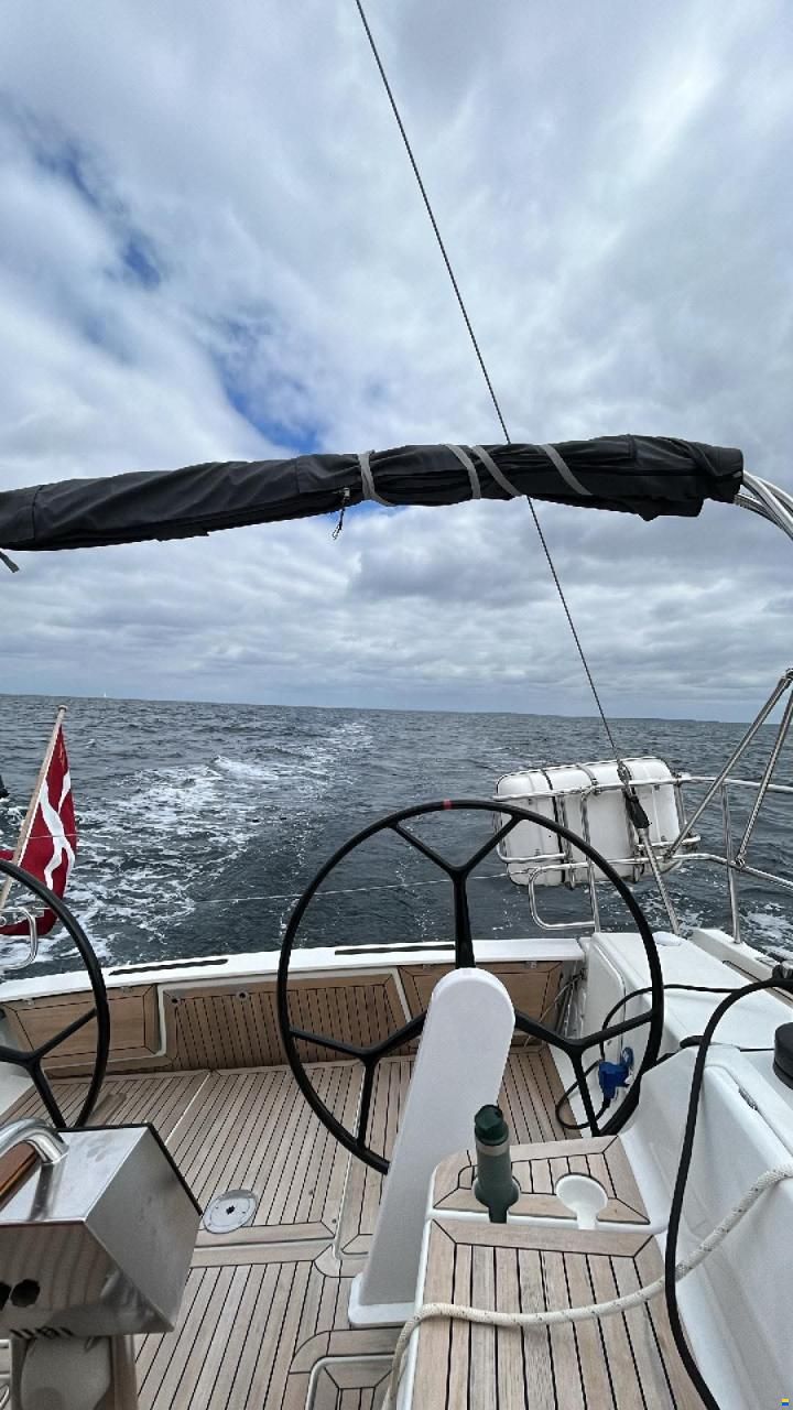 Hanse 445