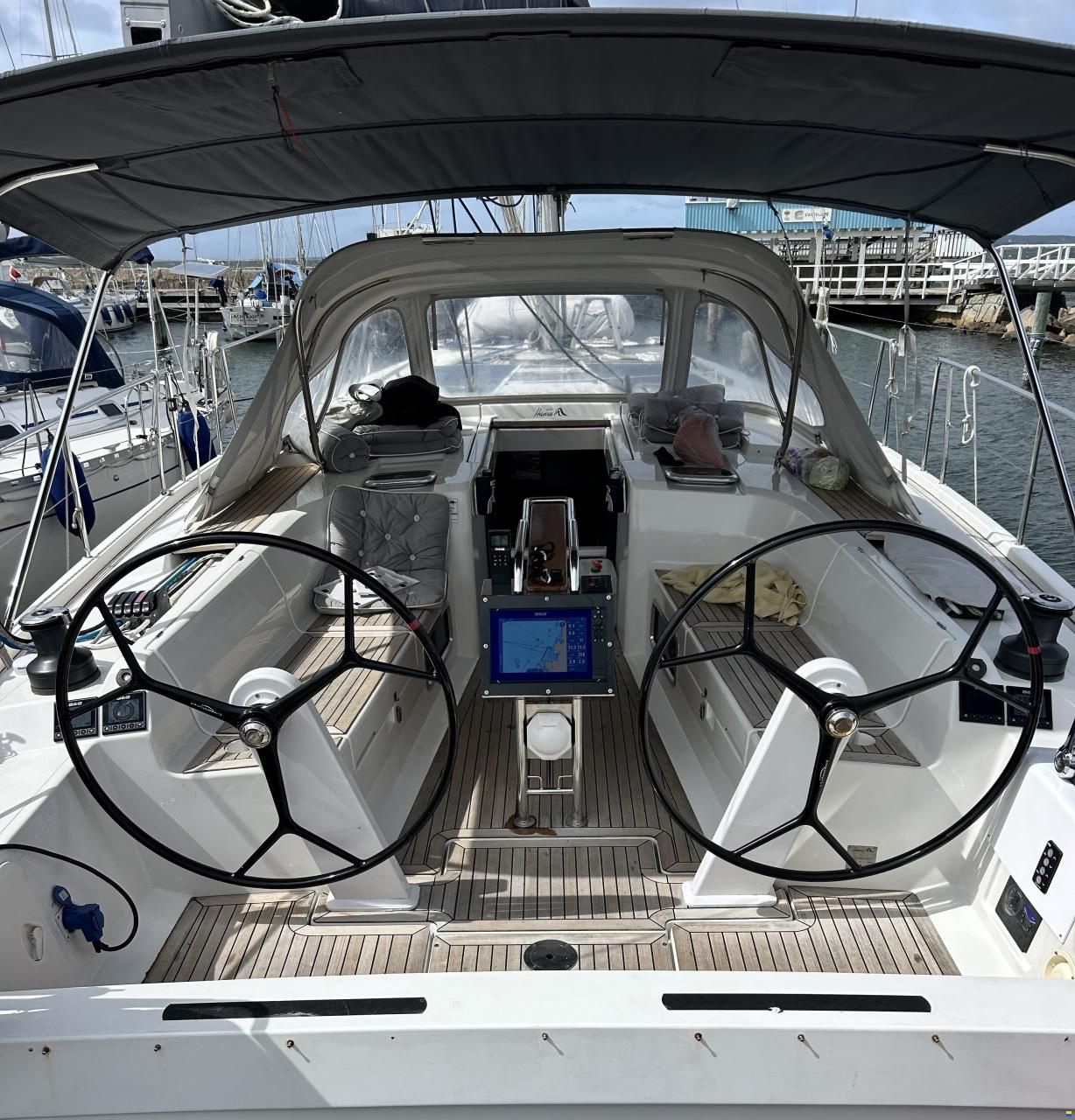 Hanse 445
