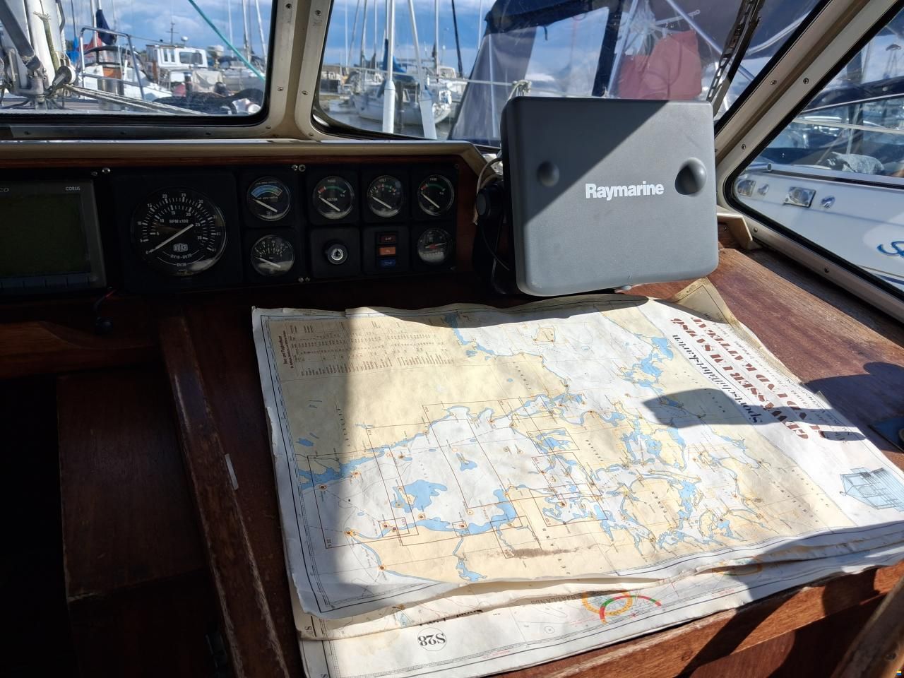 LM Boats LM 32