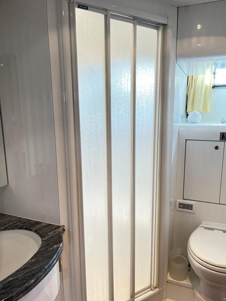 Elegance 70