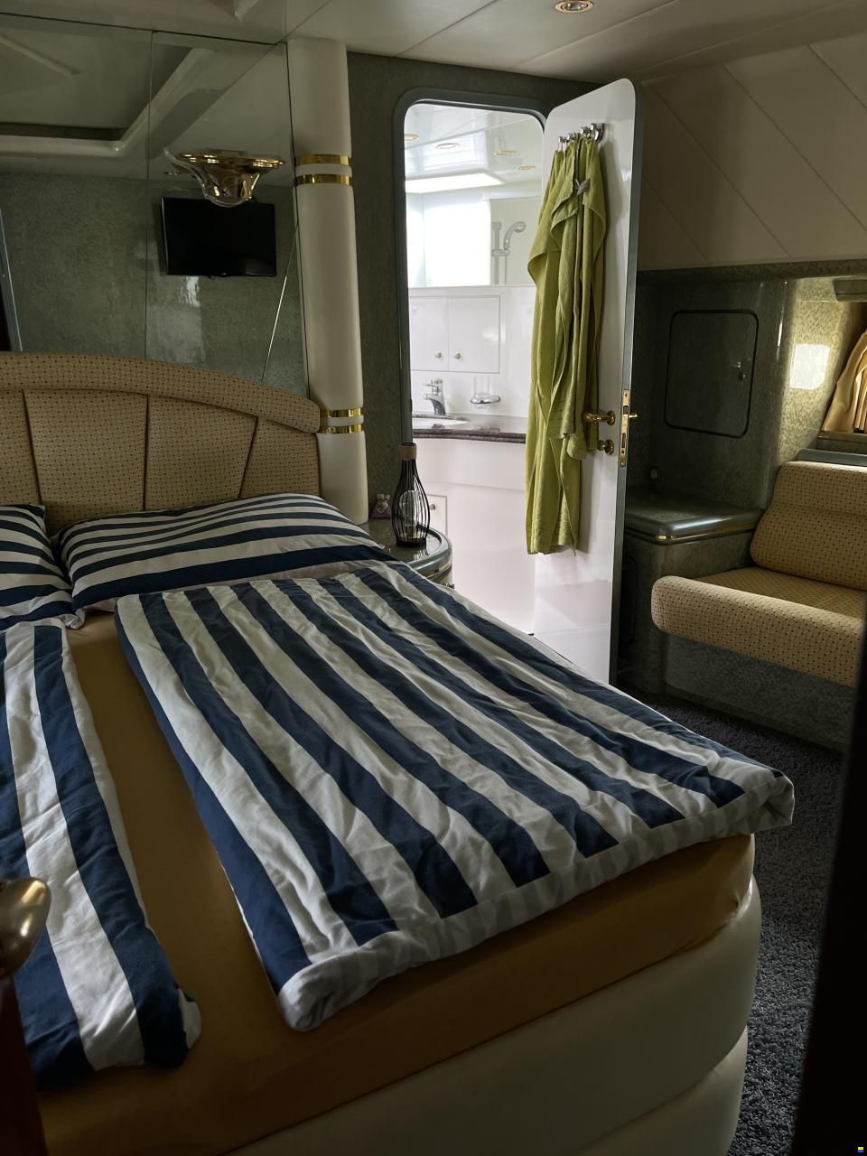 Elegance 70