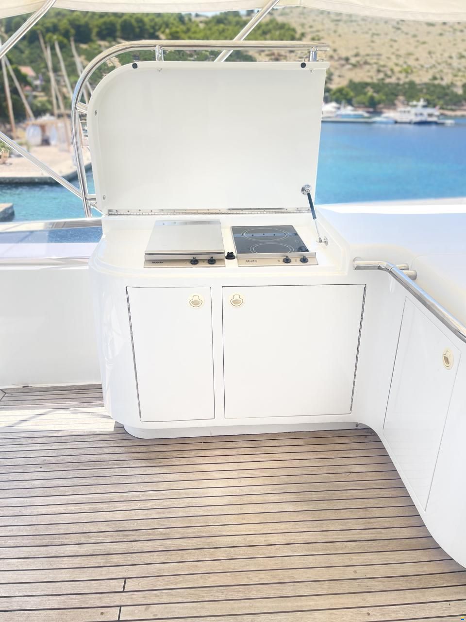 Elegance 70